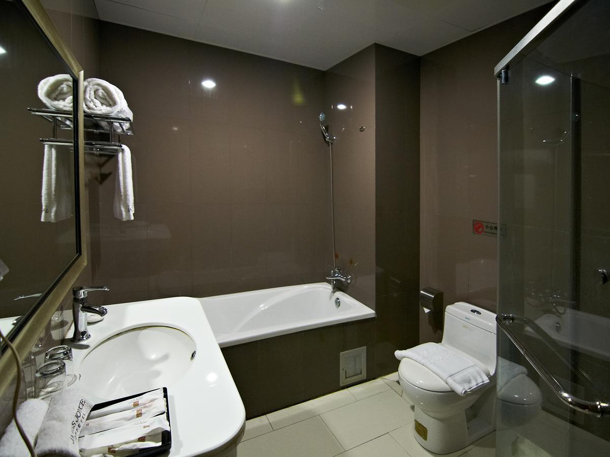 James Joyce Coffetel Hotel Guangzhou Shi Jing City Square Branch Esterno foto