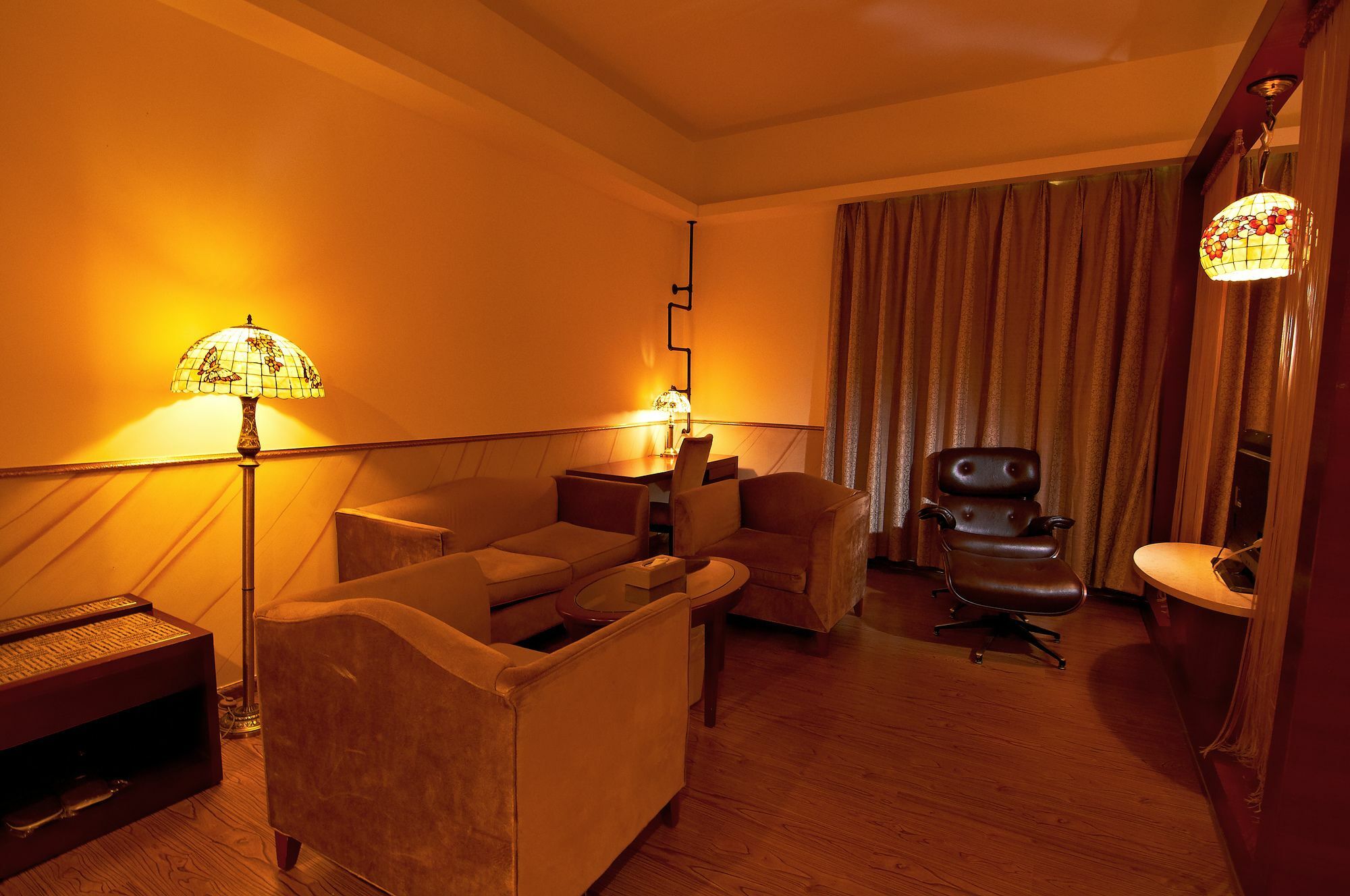James Joyce Coffetel Hotel Guangzhou Shi Jing City Square Branch Esterno foto