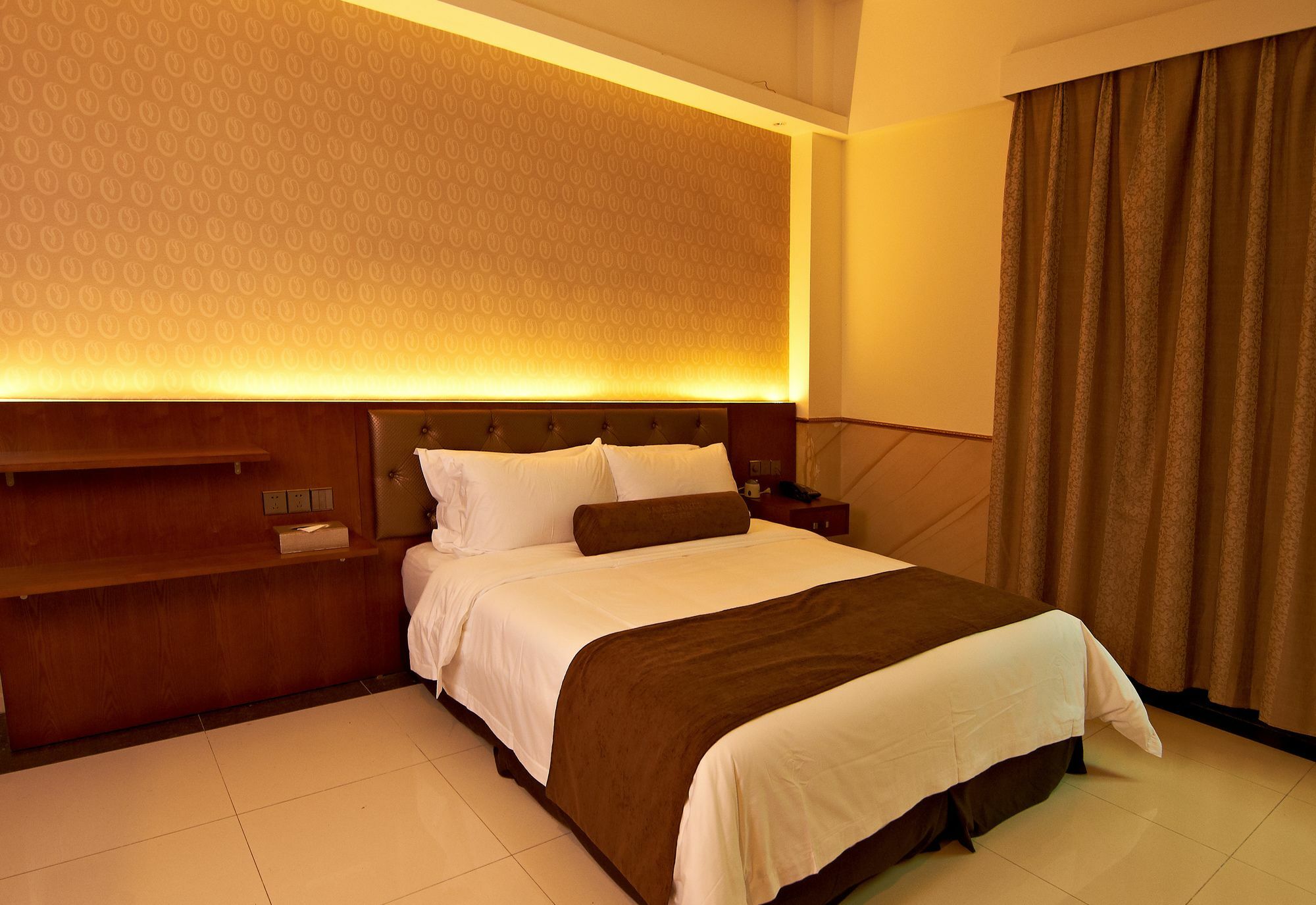 James Joyce Coffetel Hotel Guangzhou Shi Jing City Square Branch Esterno foto